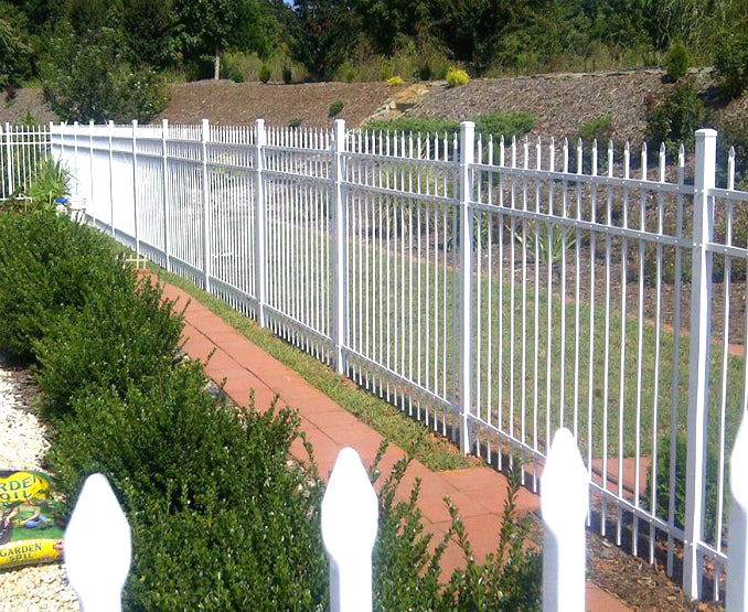 3-rail Spear Top Aluminum Fence White DIY