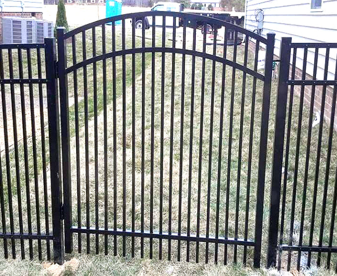 3-rail smooth arched top double picket aluminum walk gate